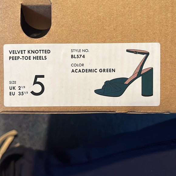 J Crew velveted knotted peep toe heels. NIB. - Picture 3 of 4